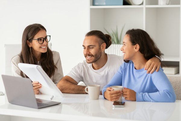 Changement de porte d'entrée : conseils et aides pour 2024